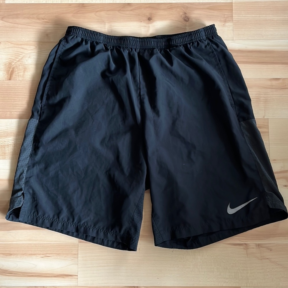Lined black shorts